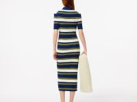 Женское трикотажное платье Lacoste на пугвицах в полоску