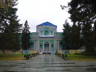 Главный фасад ресторана "Золотой колос" (бывший "Главный ресторан")