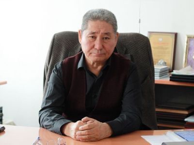 «Нам нужно бороться с антиискусством». Анатолий Николаев о будущем Саха театра и своем преемнике