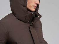 Однобортное пальто с капюшоном