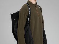 Утепленная куртка с капюшоном