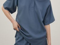 Рубашка женская свободного силуэта с отложным воротничком