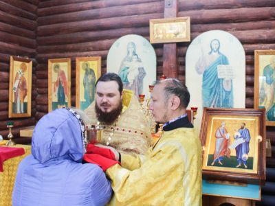 В колонии-поселении проведена Божественная литургия
