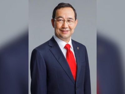 Айсен Николаев поздравил якутян с Международным Днём Семьи