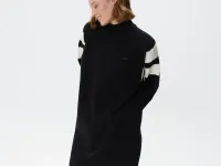 Женское платье Lacoste Loose Fit с длинными рукавами