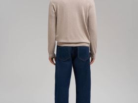 Джемпер-поло полуприлегающего кроя с шерстью