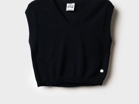 Жилет трикотажный для девочек