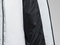 Стеганая куртка с капюшоном