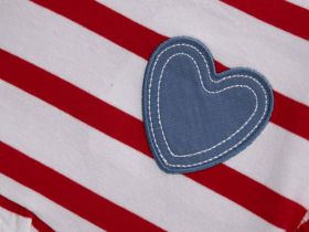 Футболка для маленькой девочки