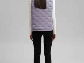 Стеганый пуховый жилет