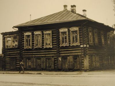 Дом жилой (дерево)