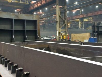 Более 2500 тонн металлоконструкций коффердамов изготовили для Ленского моста