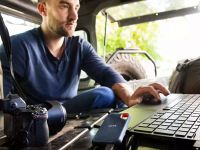 Внешний накопитель Sandisk Extreme Portable 1TB черный