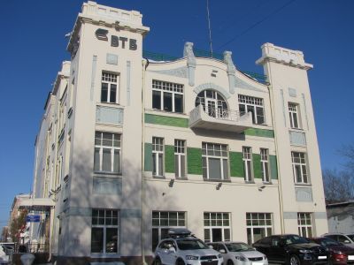 Здание конторы акционерного общества сельскохозяйственных машин "Р. и Т.Эльворти".