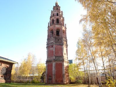 Колокольня