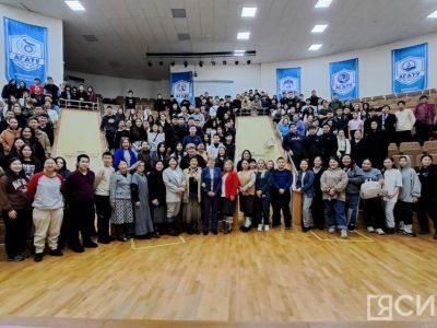 В Якутске прошла встреча студентов АГАТУ с доверенным лицом Владимира Путина Мариной Бахилиной