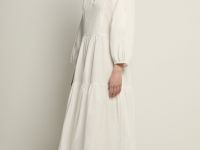 Платье из хлопка с v-образным вырезом