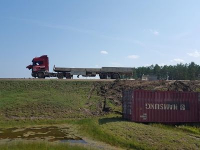В Якутии большегруз попал в ДТП дважды
