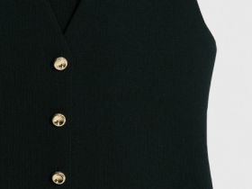 Жилет на пуговицах, Черный
