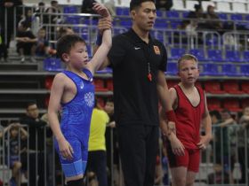 Около 1400 юных участников собрал фестиваль борьбы в Якутске