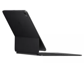 Клавиатура Apple Magic Keyboard with Trackpad для iPad Pro 13 (2024) русская (нейлон с подставкой) (черный) (MWR53)