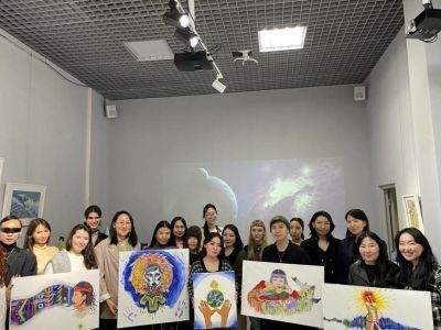 В Якутии стартовала акция «100 картин» от Кындыкан