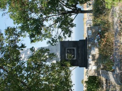 Братская могила советских воинов