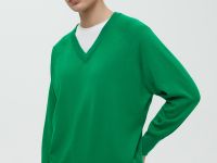 Джемпер с v-образным вырезом