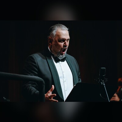 Алексей Тихомиров и Владислав Леухин. Басовый ключ к сердцу