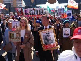 Фото. В Якутске акция «Бессмертный полк» собрала более 50 тысяч человек