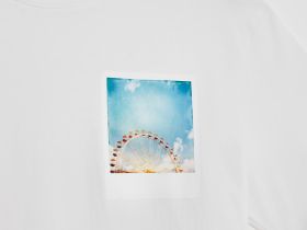 Свободная футболка с принтом