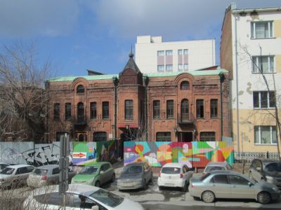 Жилой 2-этажный дом