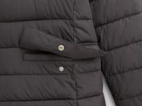 Утепленная куртка прямого силуэта