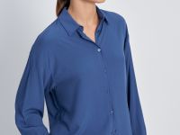 Блузка свободного кроя с отложным воротником