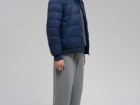 Утепленная куртка с воротником-стойкой