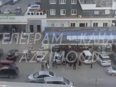 Четверо мужчин напали на одного на улице в Якутске