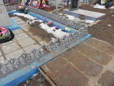 Братская могила Минякова П., Борода С., Кочубей П., Назаренко Е., Наговицына Д. и Романова И., воинов Советской Армии, погибших в боях за Родину в 1942 г.