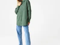 Женская лёгкая куртка Lacoste