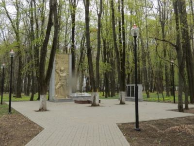 Братская могила № 18