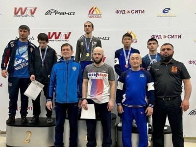 Юный борец Михаил Осипов завоевал для Якутии медаль первенства России