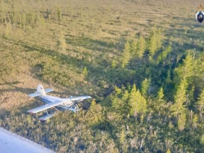 Самолет совершил вынужденную посадку в лесу в Якутии
