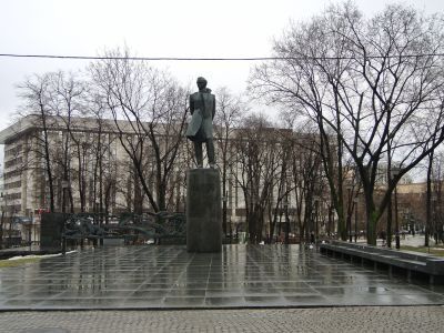 Памятник М.Ю.Лермонтову