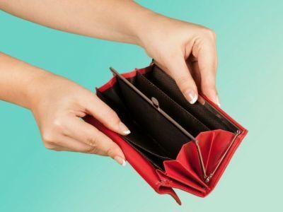 За сутки аферисты обманули троих якутян на сумму более 2,4 млн рублей