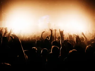 Билеты на CODE80 & Голодный (Cult) / Концерт | Афиша | ИнфоТаймс