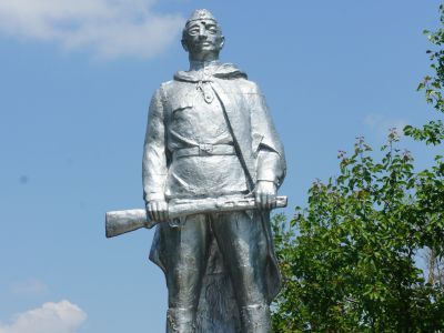 Памятник "Неизвестному солдату"