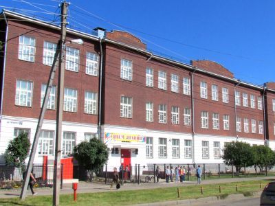 Здание школы, в которой учился Герой Советского Союза  В.В. Князев