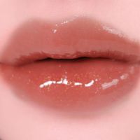 Перламутровый блеск для губ Milk Touch Ornament Prism Shine Pearl Gloss Hug