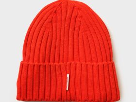 Шапка трикотажная для девочек