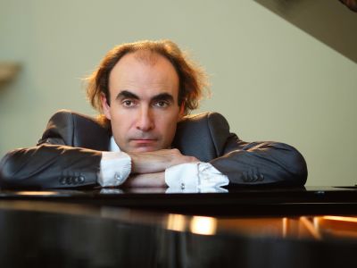 Билеты на Олег Вайнштейн (фортепиано) (Концертный зал Мариинского театра) / Концерт | Афиша | ИнфоТаймс