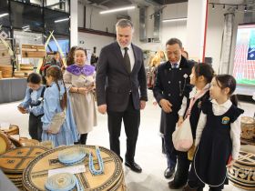 В Якутии отметили 80-летие Бориса Неустроева — Мандар Уус